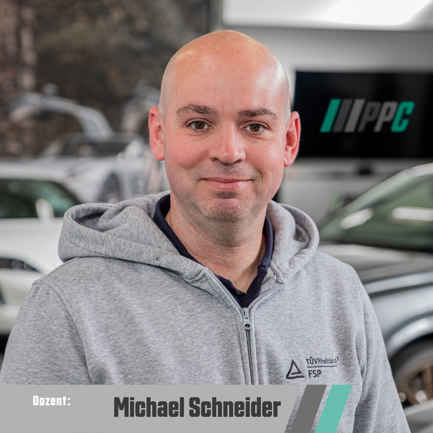 Portrait von PPC Akademie Dozent Michael Schneider.